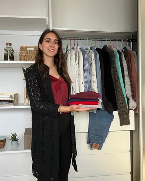 Maria doing a Wardrobe Edit